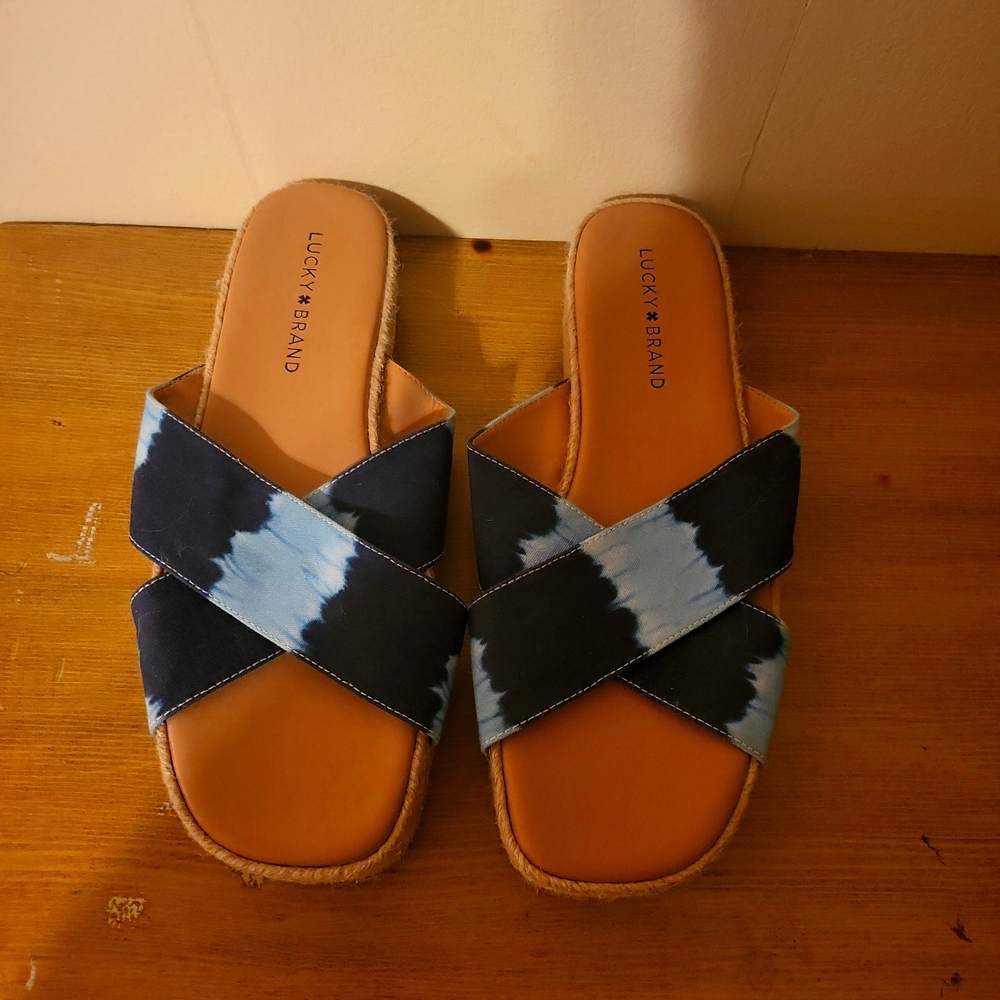 Lucky Brand Slides